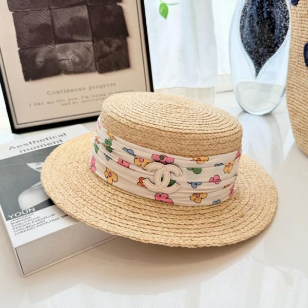 repliche,replica,perfette,siti di,affidabili,migliori siti,dove comprare,1:1,scarpe da ginnastica Cappello di paglia Chanel Summer Floral Flat Top, intrecciato in rafia naturale (3B30MC)