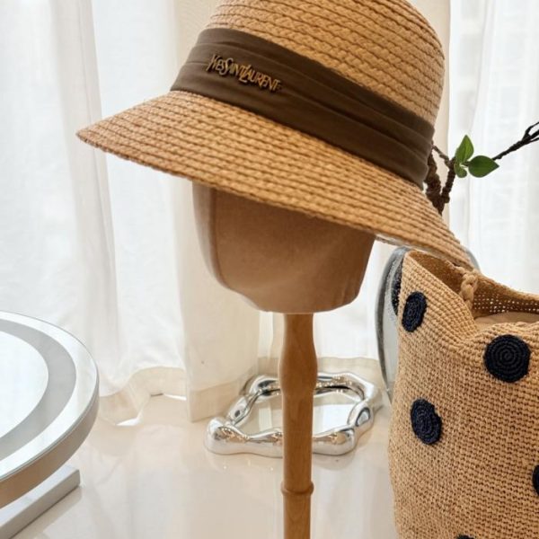 repliche,replica,perfette,siti di,affidabili,migliori siti,dove comprare,1:1,scarpe da ginnastica Cappello a secchiello in rafia YSL – Lusso vintage (IJ1ZB6)