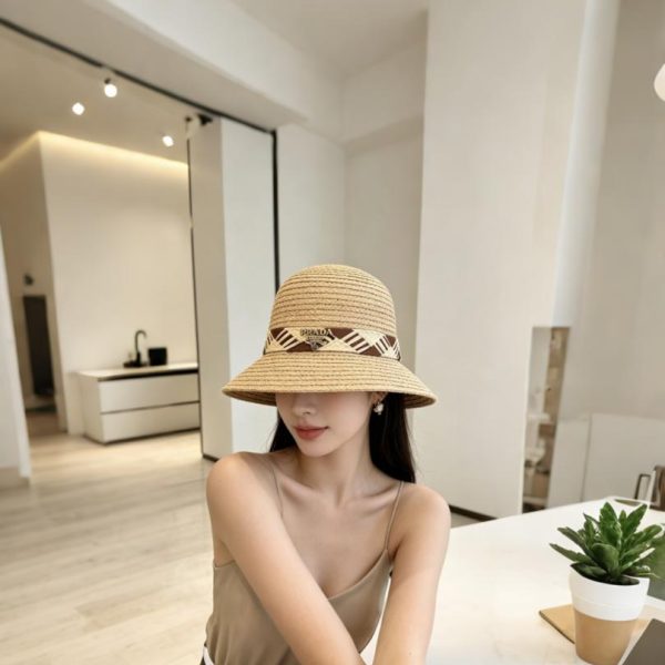 repliche,replica,perfette,siti di,affidabili,migliori siti,dove comprare,1:1,scarpe da ginnastica Cappello Prada in rafia intrecciata, realizzato in rafia naturale (919XUO)