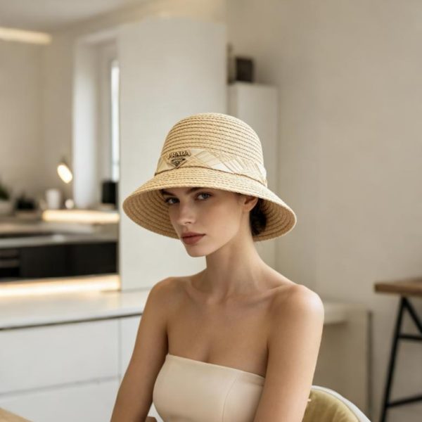 repliche,replica,perfette,siti di,affidabili,migliori siti,dove comprare,1:1,scarpe da ginnastica Cappello Prada in rafia intrecciata, realizzato in rafia naturale (XEAI8H)