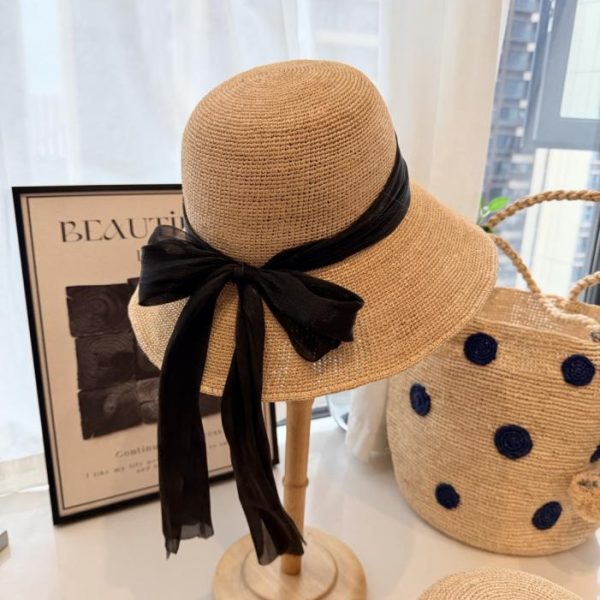 Cappello a tesa larga CELINE in rafia intrecciata a mano (M0JQ0A)