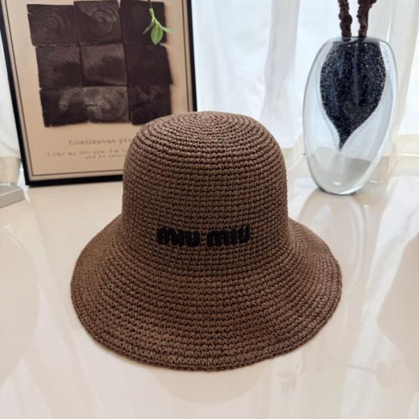 repliche,replica,perfette,siti di,affidabili,migliori siti,dove comprare,1:1,scarpe da ginnastica Cappello da pescatore in paglia Miu Miu, realizzato in paglia naturale (KBQKYF)