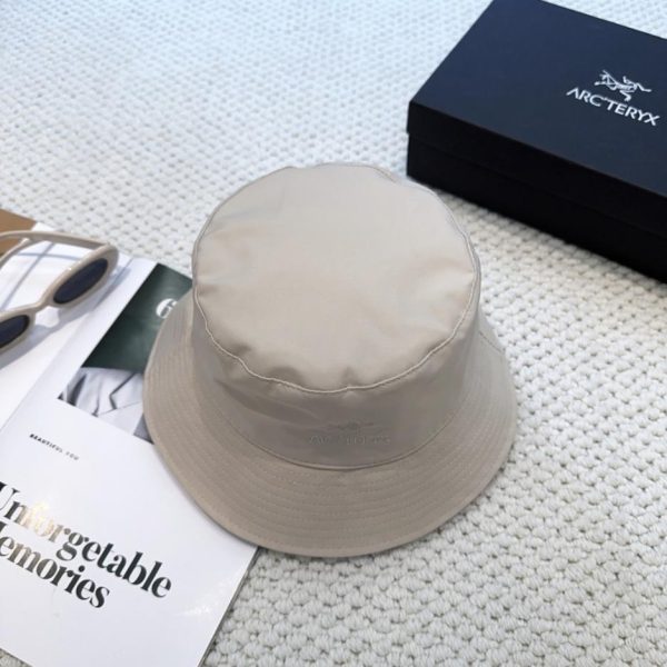 repliche,replica,perfette,siti di,affidabili,migliori siti,dove comprare,1:1,scarpe da ginnastica Cappello a secchiello ricamato Arcteryx (WB3JOK) – Stesso modello disponibile nei grandi magazzini