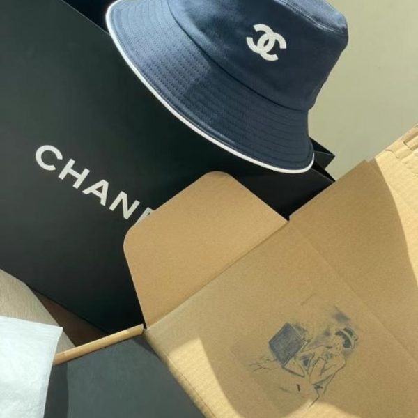repliche,replica,perfette,siti di,affidabili,migliori siti,dove comprare,1:1,scarpe da ginnastica Cappello da pescatore Chanel Primavera/Estate (NWRN62)