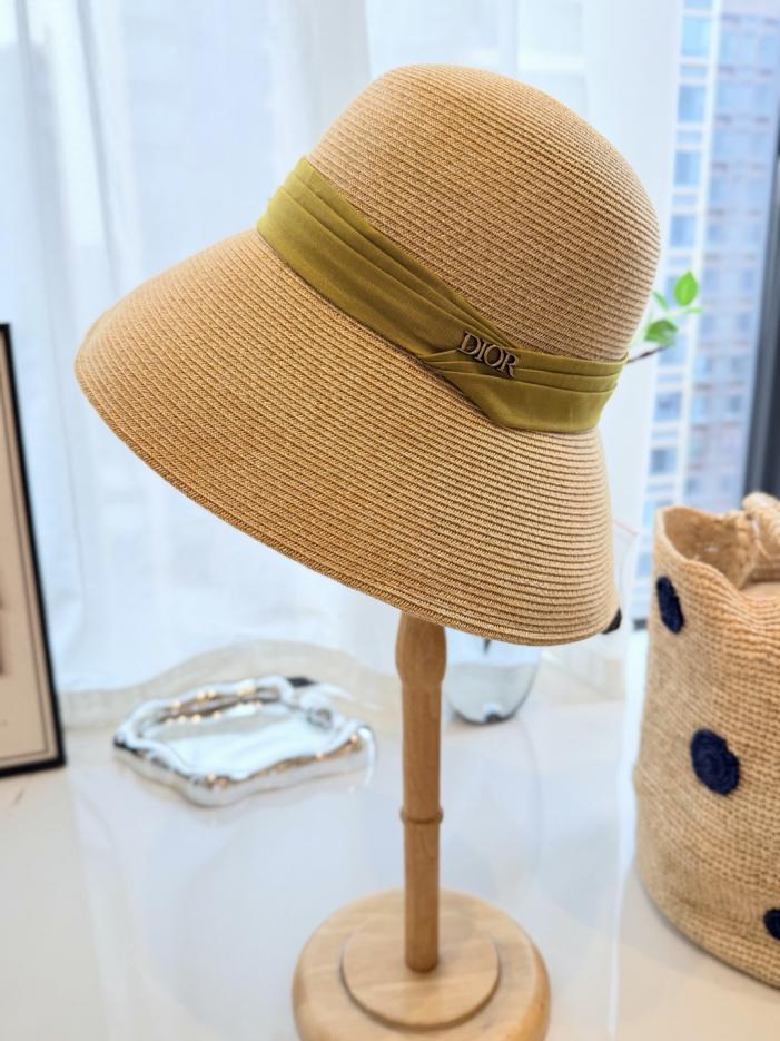 repliche,replica,perfette,siti di,affidabili,migliori siti,dove comprare,1:1,scarpe da ginnastica Cappello da pescatore in paglia Dior, realizzato in rafia (GVX5IO) repliche,replica,perfette,siti di,affidabili,migliori siti,dove comprare,1:1,scarpe da ginnastica Cappello da pescatore in paglia Dior, realizzato in rafia (GVX5IO)