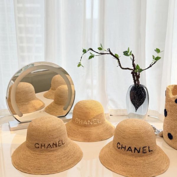 repliche,replica,perfette,siti di,affidabili,migliori siti,dove comprare,1:1,scarpe da ginnastica Cappello da pescatore Chanel in paglia intrecciata a mano, rafia naturale lavorata all’uncinetto a mano (L6NBCU)