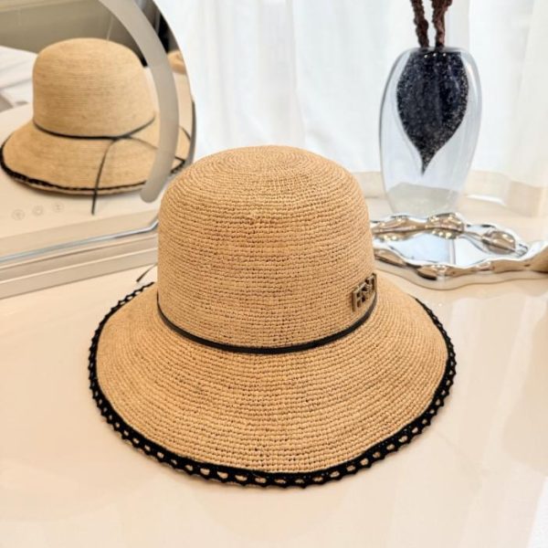 repliche,replica,perfette,siti di,affidabili,migliori siti,dove comprare,1:1,scarpe da ginnastica Cappello da pescatore FENDI in rafia intrecciata a mano, rafia naturale lavorata all’uncinetto a mano (8JW9CD)