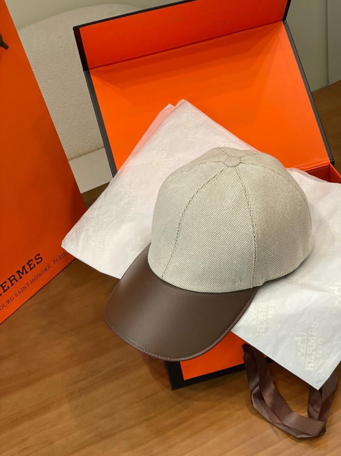 repliche,replica,perfette,siti di,affidabili,migliori siti,dove comprare,1:1,scarpe da ginnastica Cappellino da baseball Hermès a blocchi di colore (SL385T) repliche,replica,perfette,siti di,affidabili,migliori siti,dove comprare,1:1,scarpe da ginnastica Cappellino da baseball Hermès a blocchi di colore (SL385T)