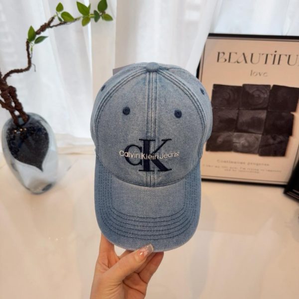repliche,replica,perfette,siti di,affidabili,migliori siti,dove comprare,1:1,scarpe da ginnastica Cappellino da baseball in denim ricamato CK, unisex (QXJ6QT)