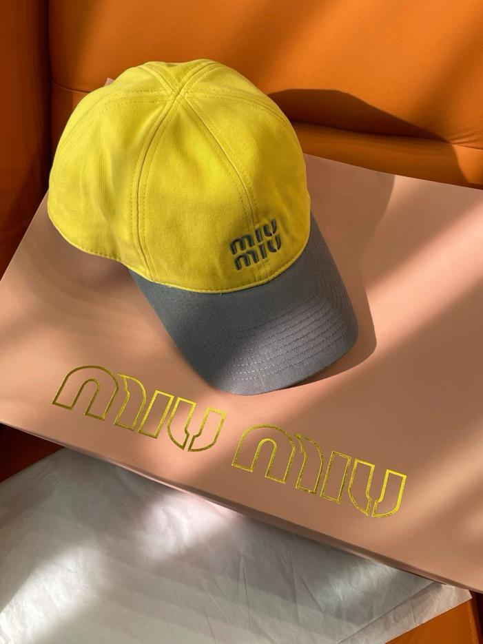 repliche,replica,perfette,siti di,affidabili,migliori siti,dove comprare,1:1,scarpe da ginnastica Il nuovo cappellino da baseball di Miu Miu (RLCOHC) repliche,replica,perfette,siti di,affidabili,migliori siti,dove comprare,1:1,scarpe da ginnastica Il nuovo cappellino da baseball di Miu Miu (RLCOHC)