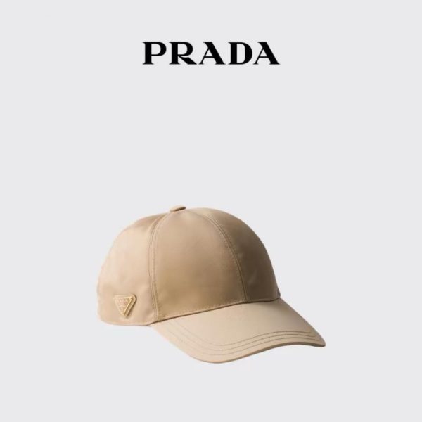 repliche,replica,perfette,siti di,affidabili,migliori siti,dove comprare,1:1,scarpe da ginnastica Nuovo cappellino da baseball Prada in colore nuovo (J77HC5)