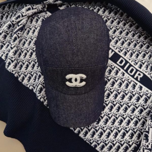 repliche,replica,perfette,siti di,affidabili,migliori siti,dove comprare,1:1,scarpe da ginnastica Cappellino da baseball/da strillone in denim Chanel Primavera/Estate 2026 (1KAJEW)