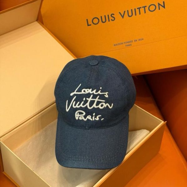 repliche,replica,perfette,siti di,affidabili,migliori siti,dove comprare,1:1,scarpe da ginnastica Cappellino da baseball LV in denim con ricamo e scritta a mano (BJW7UV)
