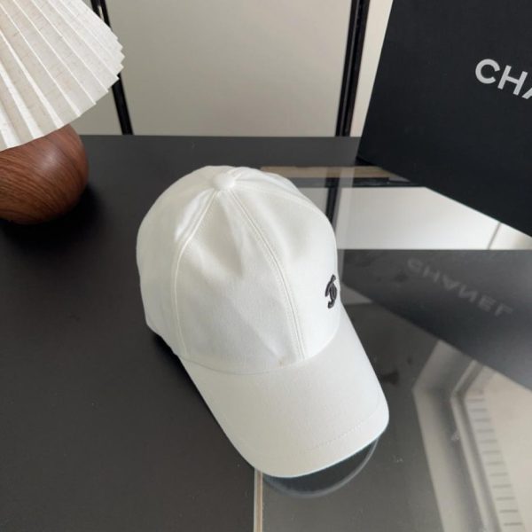 repliche,replica,perfette,siti di,affidabili,migliori siti,dove comprare,1:1,scarpe da ginnastica Il nuovo cappellino da baseball classico, casual e di tendenza di Chanel (6SLJ9T) è ora disponibile.