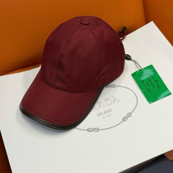 repliche,replica,perfette,siti di,affidabili,migliori siti,dove comprare,1:1,scarpe da ginnastica Cappellino da baseball Prada con coulisse (WC9SOV)