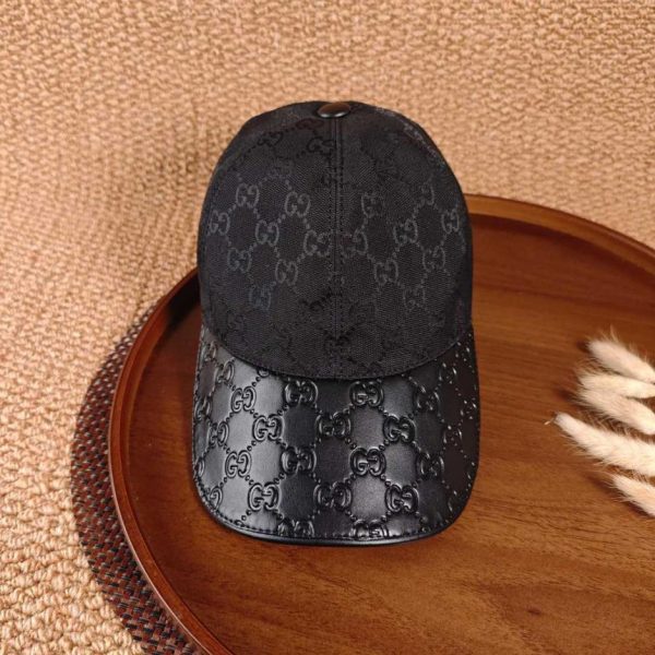 repliche,replica,perfette,siti di,affidabili,migliori siti,dove comprare,1:1,scarpe da ginnastica GUCCI – Berretto da baseball con visiera in pelle e scritta grande (NI5FQZ)