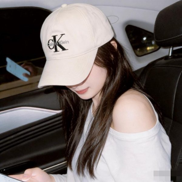 repliche,replica,perfette,siti di,affidabili,migliori siti,dove comprare,1:1,scarpe da ginnastica Cappellino da baseball CK autentico (DVOG40) – Prodotto originale