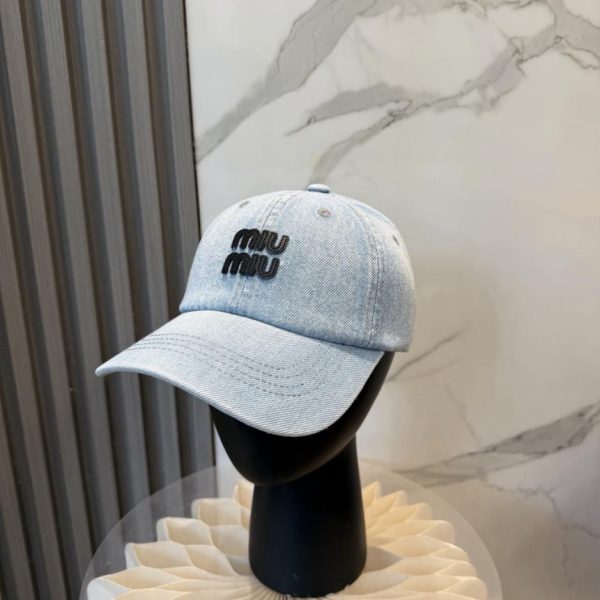 repliche,replica,perfette,siti di,affidabili,migliori siti,dove comprare,1:1,scarpe da ginnastica Cappellino da baseball minimalista MIUMIU, nuovo, effetto lavato (7DK2H1)