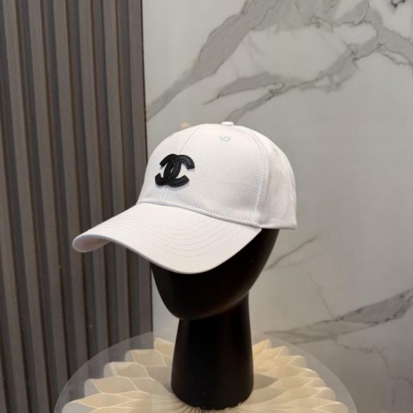 repliche,replica,perfette,siti di,affidabili,migliori siti,dove comprare,1:1,scarpe da ginnastica La nuova palla da baseball con logo minimalista di CHANEL (9R7QZT)