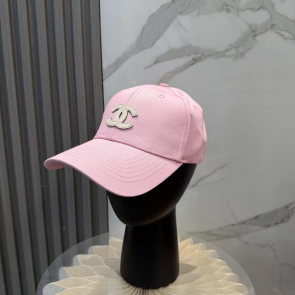 repliche,replica,perfette,siti di,affidabili,migliori siti,dove comprare,1:1,scarpe da ginnastica La nuova palla da baseball con logo minimalista di CHANEL (T9X8UR)
