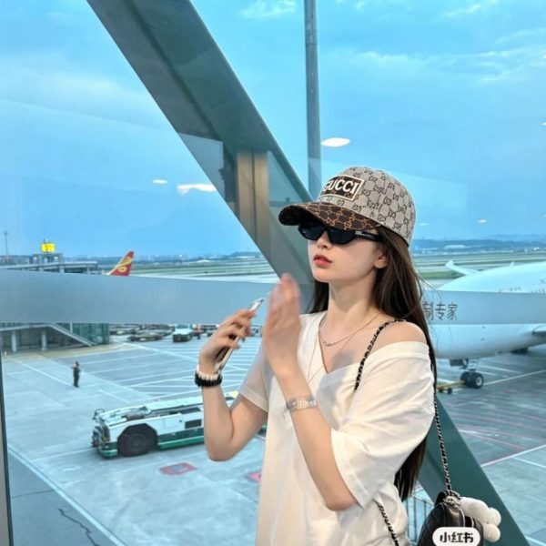 repliche,replica,perfette,siti di,affidabili,migliori siti,dove comprare,1:1,scarpe da ginnastica Nuovo cappellino da baseball GUCCI (JF17WH) – Sito ufficiale