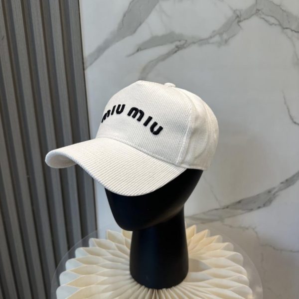 repliche,replica,perfette,siti di,affidabili,migliori siti,dove comprare,1:1,scarpe da ginnastica Cappellino da baseball in velluto a coste MIUMIU Autunno/Inverno (3RXIXG)