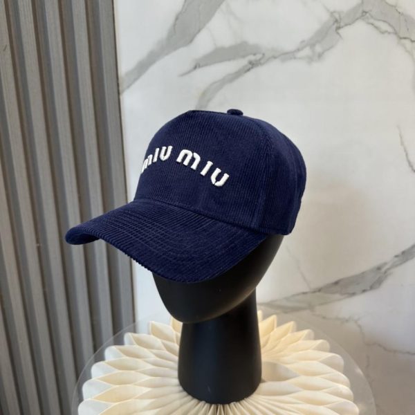 repliche,replica,perfette,siti di,affidabili,migliori siti,dove comprare,1:1,scarpe da ginnastica Cappellino da baseball in velluto a coste MIUMIU Autunno/Inverno (Y9ZXZI)