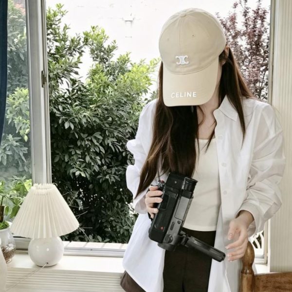 repliche,replica,perfette,siti di,affidabili,migliori siti,dove comprare,1:1,scarpe da ginnastica Il nuovo cappellino da baseball minimalista di CELINE (FIDHFZ)