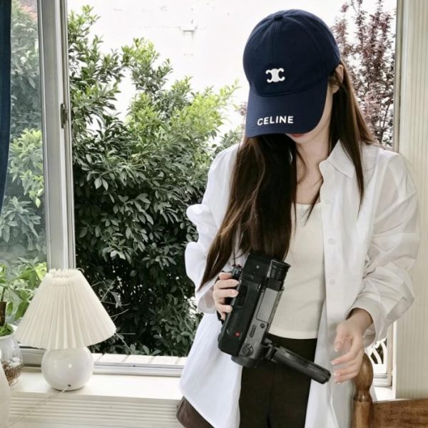 repliche,replica,perfette,siti di,affidabili,migliori siti,dove comprare,1:1,scarpe da ginnastica Nuovo cappellino da baseball minimalista di CELINE (Q7DV62)