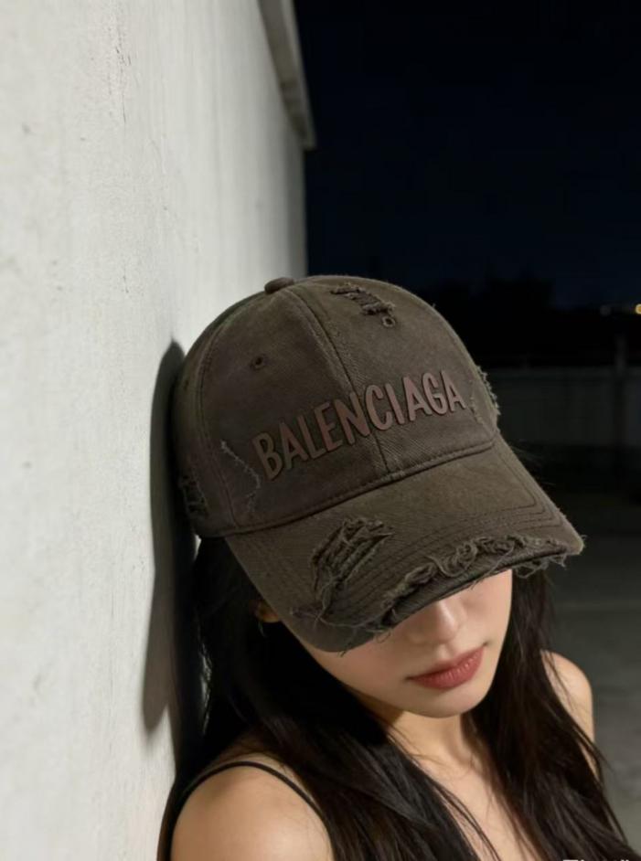 repliche,replica,perfette,siti di,affidabili,migliori siti,dove comprare,1:1,scarpe da ginnastica Cappellino da baseball Balenciaga lavato e strappato (EZAS9M) repliche,replica,perfette,siti di,affidabili,migliori siti,dove comprare,1:1,scarpe da ginnastica Cappellino da baseball Balenciaga lavato e strappato (EZAS9M)