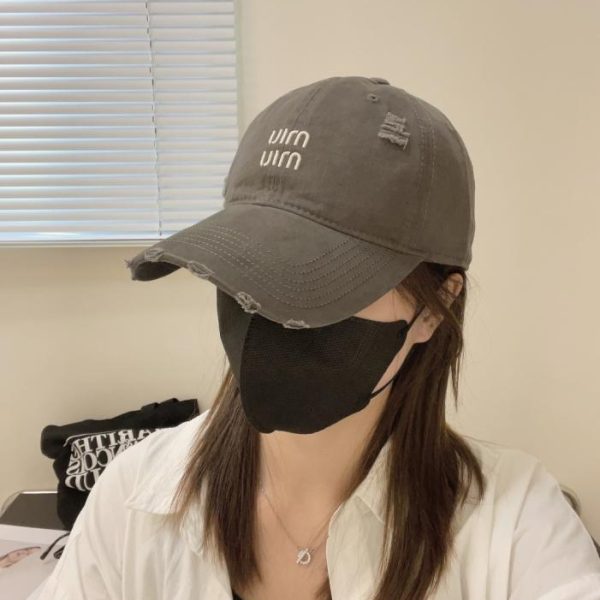 repliche,replica,perfette,siti di,affidabili,migliori siti,dove comprare,1:1,scarpe da ginnastica MIUMIU Nuovo cappellino da baseball a tinta unita ricamato (H7YRLB)