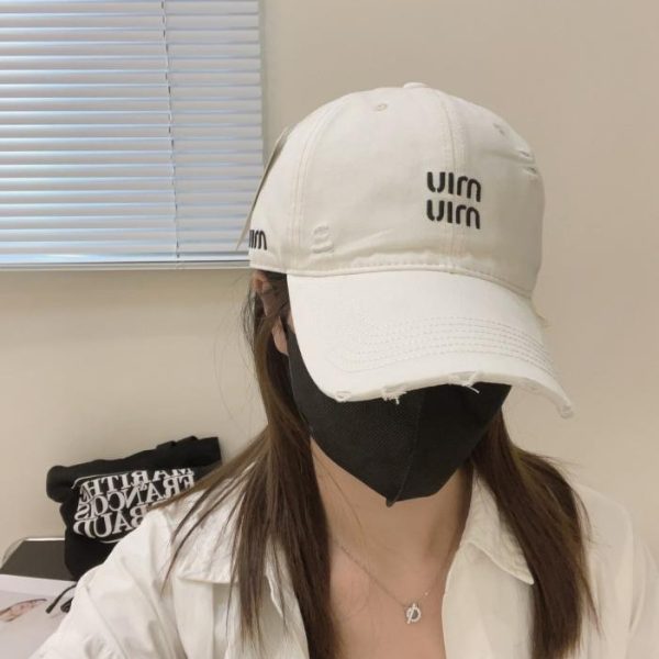 repliche,replica,perfette,siti di,affidabili,migliori siti,dove comprare,1:1,scarpe da ginnastica MIUMIU Nuovo cappellino da baseball a tinta unita ricamato (S6QTN1)
