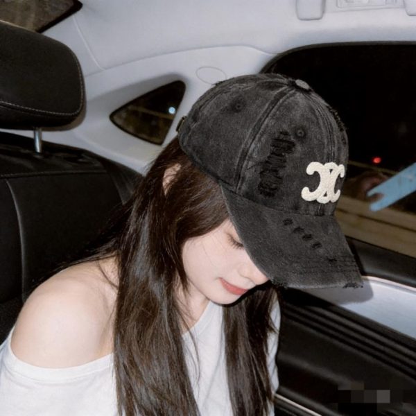 repliche,replica,perfette,siti di,affidabili,migliori siti,dove comprare,1:1,scarpe da ginnastica Nuovo cappellino da baseball minimalista CELINE (57KCH5)