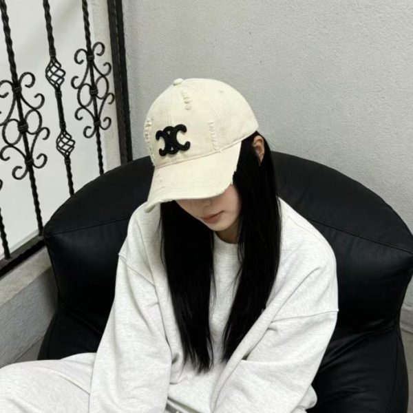 repliche,replica,perfette,siti di,affidabili,migliori siti,dove comprare,1:1,scarpe da ginnastica Nuovo cappellino da baseball minimalista di CELINE (C8ZMQL)