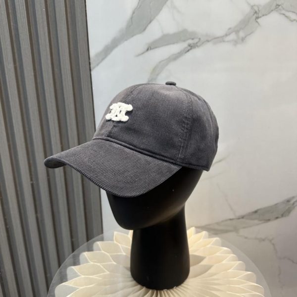 repliche,replica,perfette,siti di,affidabili,migliori siti,dove comprare,1:1,scarpe da ginnastica Cappellino da baseball in velluto a coste con ricamo Arco di Trionfo, edizione limitata Autunno/Inverno Celine (7MWUN1)