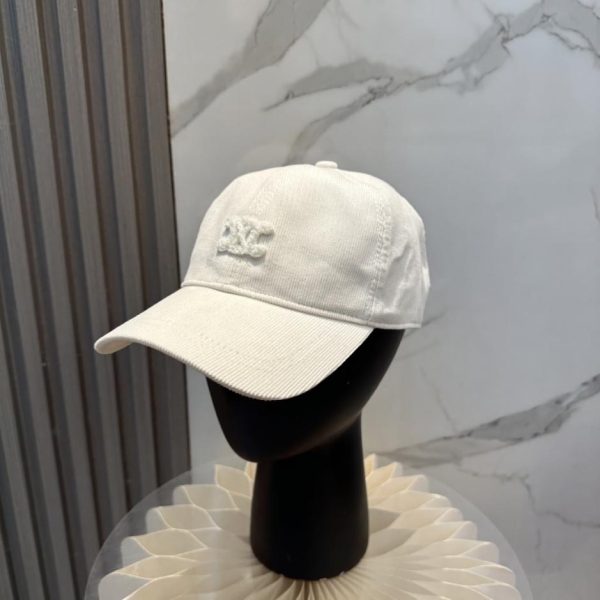 repliche,replica,perfette,siti di,affidabili,migliori siti,dove comprare,1:1,scarpe da ginnastica Cappellino da baseball in velluto a coste con ricamo Arco di Trionfo, edizione limitata Autunno/Inverno Celine (YBVNNR)