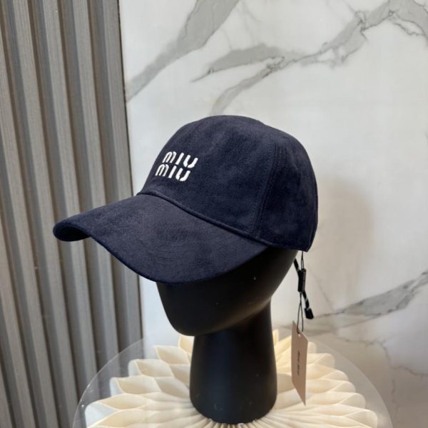 repliche,replica,perfette,siti di,affidabili,migliori siti,dove comprare,1:1,scarpe da ginnastica Nuovo cappellino da baseball in pelle MIUMIU (QM90H7)
