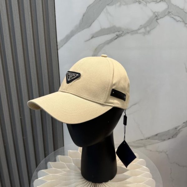 repliche,replica,perfette,siti di,affidabili,migliori siti,dove comprare,1:1,scarpe da ginnastica Il nuovo ed esclusivo cappellino da baseball di Prada (NVI0UM)