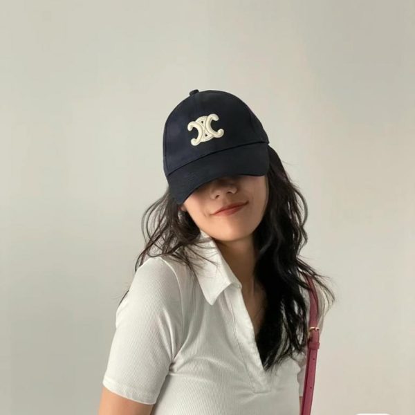 repliche,replica,perfette,siti di,affidabili,migliori siti,dove comprare,1:1,scarpe da ginnastica Versione per rivenditori del sito ufficiale CELINE, scritta minimalista, ultimo modello di cappellino da baseball in stile celebrità (MZWYGD)