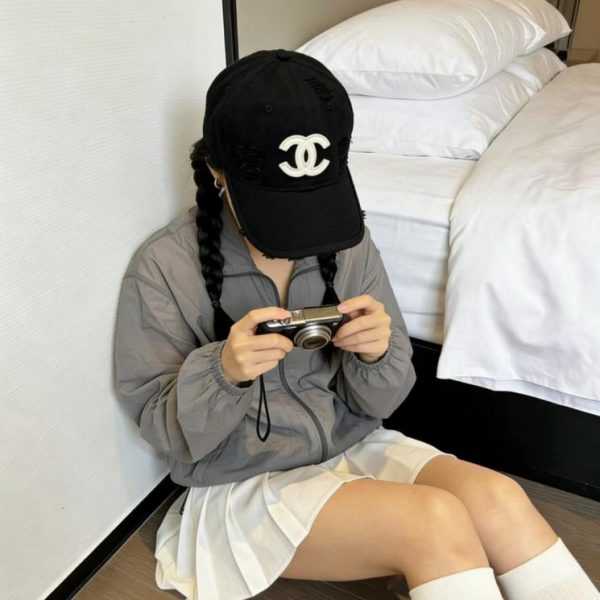 repliche,replica,perfette,siti di,affidabili,migliori siti,dove comprare,1:1,scarpe da ginnastica Il nuovo cappellino da baseball di CHANEL (GOHJEO)