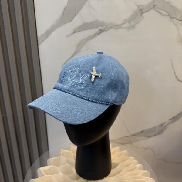 repliche,replica,perfette,siti di,affidabili,migliori siti,dove comprare,1:1,scarpe da ginnastica Il sito ufficiale di Louis Vuitton si sincronizza con le versioni di alta qualità del nuovo berretto da baseball in denim (FIGDKN).