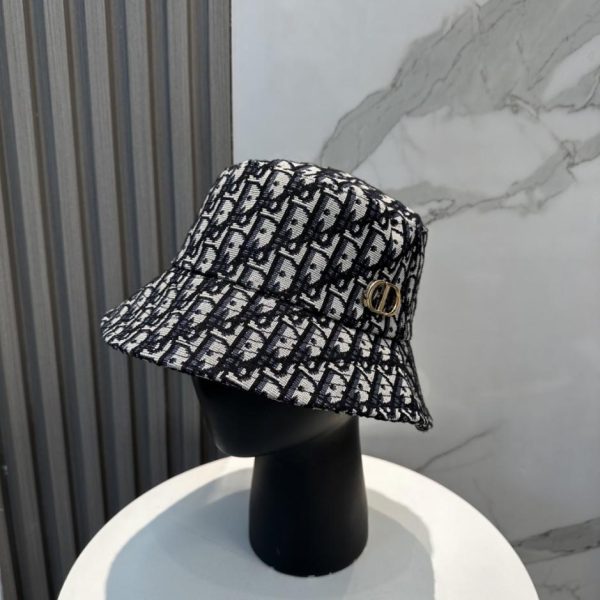 repliche,replica,perfette,siti di,affidabili,migliori siti,dove comprare,1:1,scarpe da ginnastica Cappello DIOR di qualità originale, ora disponibile sul sito ufficiale. Stile coreano, nuovo stile sportivo britannico, cappello a secchiello unisex (EDIEWW).
