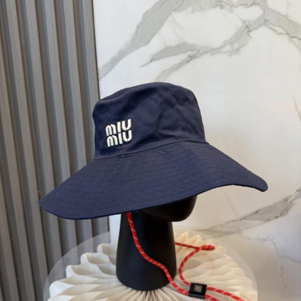 repliche,replica,perfette,siti di,affidabili,migliori siti,dove comprare,1:1,scarpe da ginnastica MIUMIU Nuovo Cappello da Pescatore (EJX4Q1)