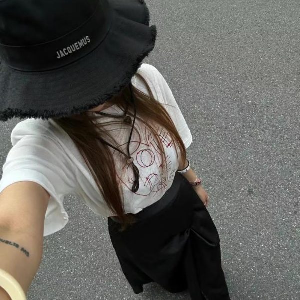 repliche,replica,perfette,siti di,affidabili,migliori siti,dove comprare,1:1,scarpe da ginnastica Cappello a secchiello alto Jacquemus (5EM5LQ)