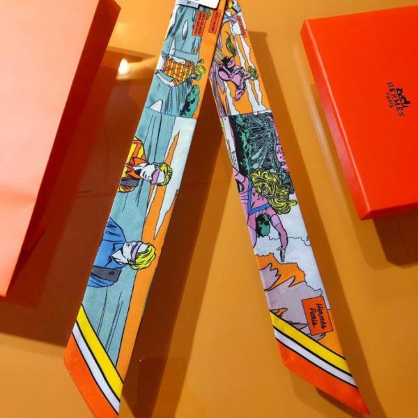 Fascia per capelli Hermes WOW HMS2143 (JAU9ST), stesso modello venduto nelle boutique.