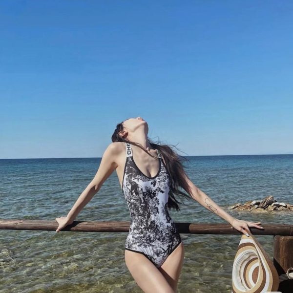 repliche,replica,perfette,siti di,affidabili,migliori siti,dove comprare,1:1,scarpe da ginnastica Nuovo costume intero bikini ufficiale di Dior (F4D0XN)