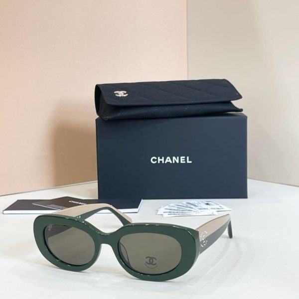 repliche,replica,perfette,siti di,affidabili,migliori siti,dove comprare,1:1,scarpe da ginnastica Occhiali da sole CHANEL, modello CH5562B (ZF235H)