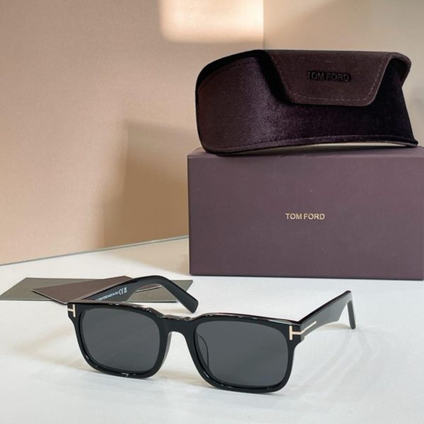 repliche,replica,perfette,siti di,affidabili,migliori siti,dove comprare,1:1,scarpe da ginnastica Occhiali da sole Tom Ford, modello TF1148 (OTHH81)