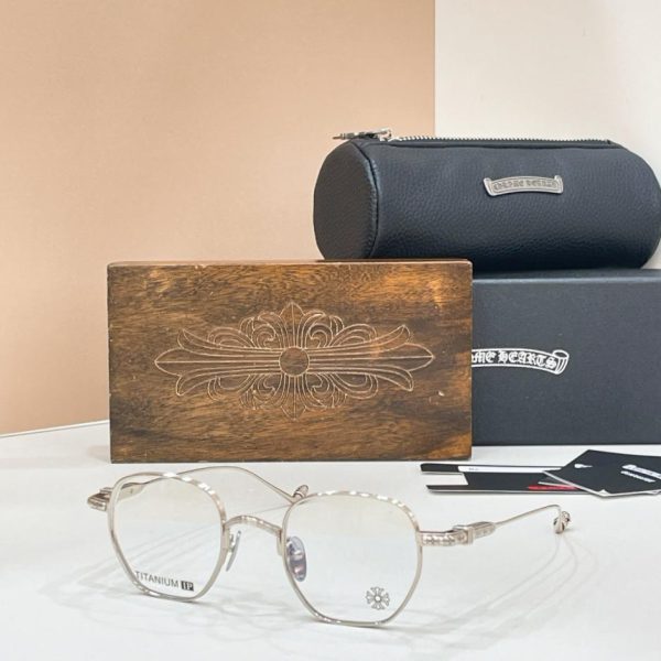 Montatura per occhiali Chrome Hearts, compatibile con lenti graduate, modello Vagilictorian (WR718U)