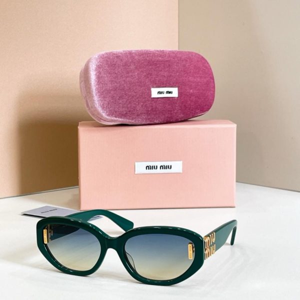 Occhiali da sole MIUMIU MODELLO MU 159AV (L38Q23)